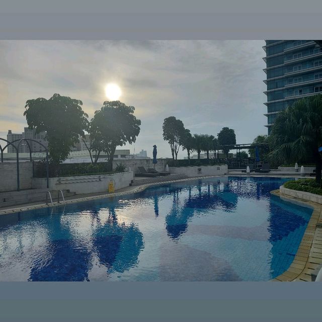 Kempinski Pool