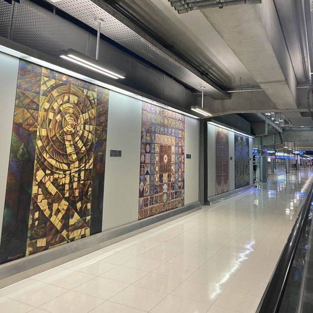 蘇凡納布機場與12尊夜叉