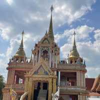 🙏🕍ไหว้พระรับพรปีใหม่วัดห้วยใหญ่🎄🎉