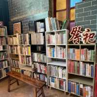 沒有服務員的自助書店👍🏼充滿港式風情