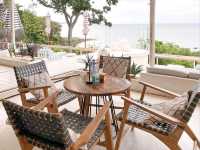 คาเฟ่ติดทะเล ที่พัทยา @ The Lunar Beach House Patt