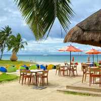 Seize the day at South Palms Resort