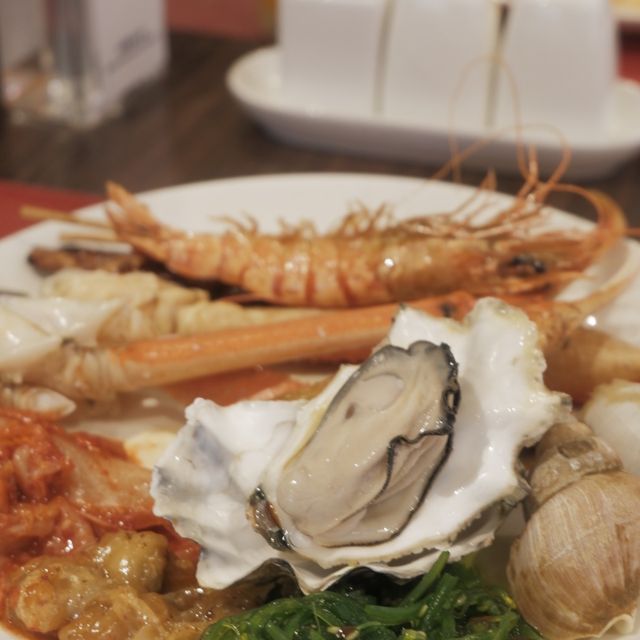 🚃火車主題自助餐，任吃芝士焗龍蝦🦞和蠔🦪  