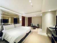 Spacious twin room for staycation