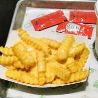 shake shack in the neighbourhood 