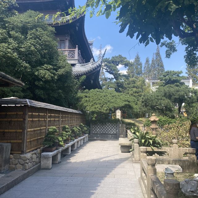 Longhua Temple, Shanghai