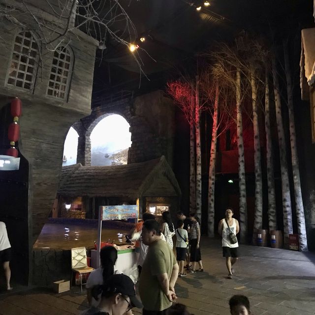 독특한 세트장 같은 아쿠아리움, 웨이하이 신유해양세계(威海神游海洋世界)