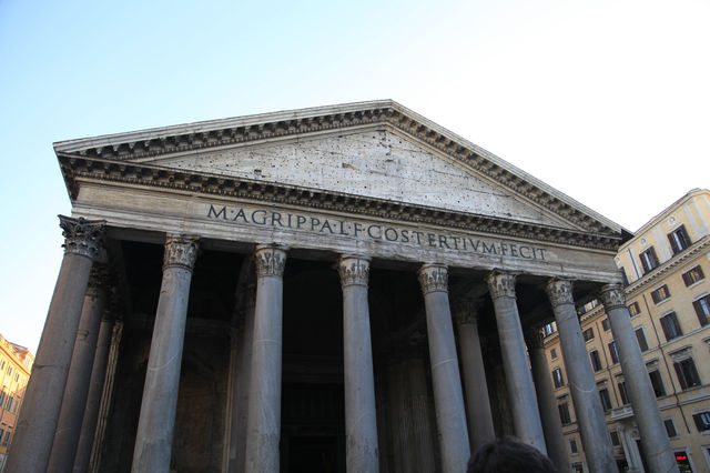 Visit the Roman Pantheon with a history of 2000 years.