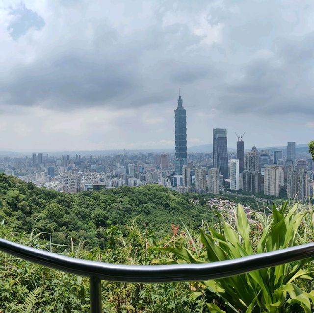 位於台北市的象山景觀區
