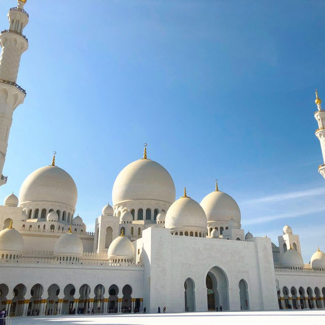 UAE アブダビ　シェイクザイードグランドモスク