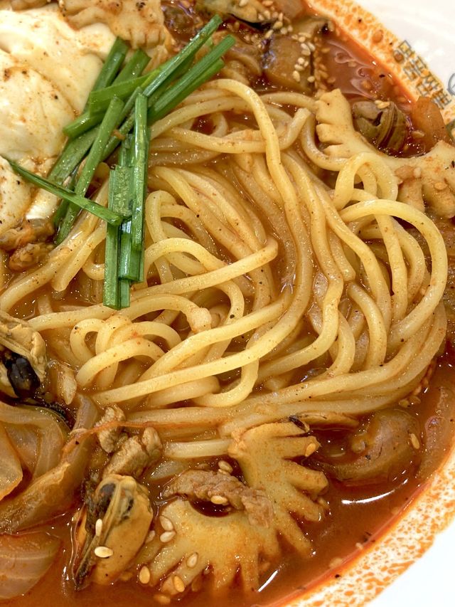 매콤한 국물이 매력적인 둔산동 짬뽕 맛집 ‘짬뽕관’