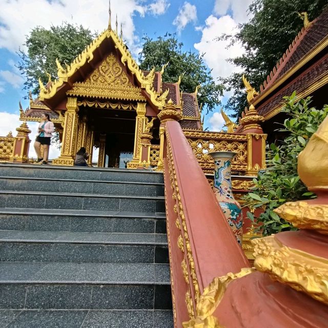 ศาลเจ้าพ่อหลักเมือง🙏💐