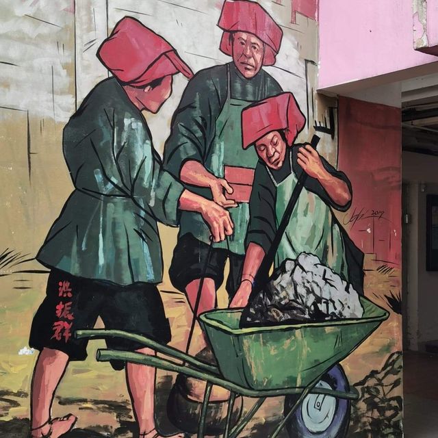 Check out SG murals at AMK and take photos 