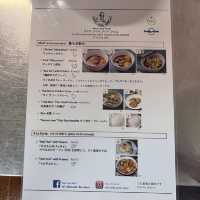 【タイ/バンコク】バンコクで1番の呼び声高い絶品マッサマンカレーの名店「クルア アロイ アロイ」