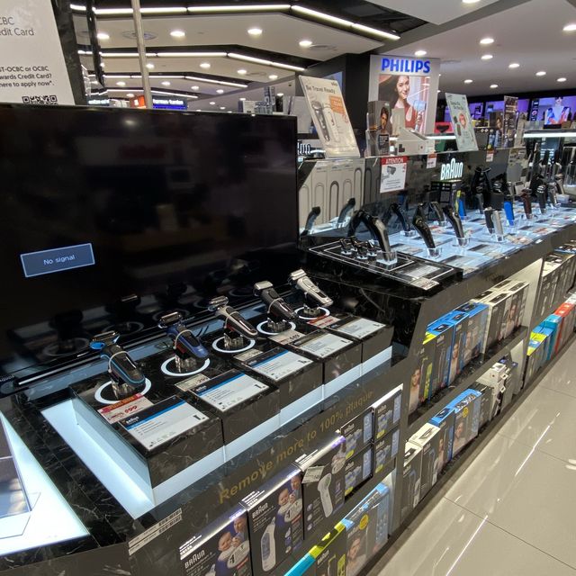 Best Denki, one-stop electronics store