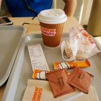 🥯보홀 던킨 도넛에서 커피와 도넛 먹기☕️