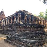 แต่งชุดไทย ไปเที่ยวเมืองเก่า