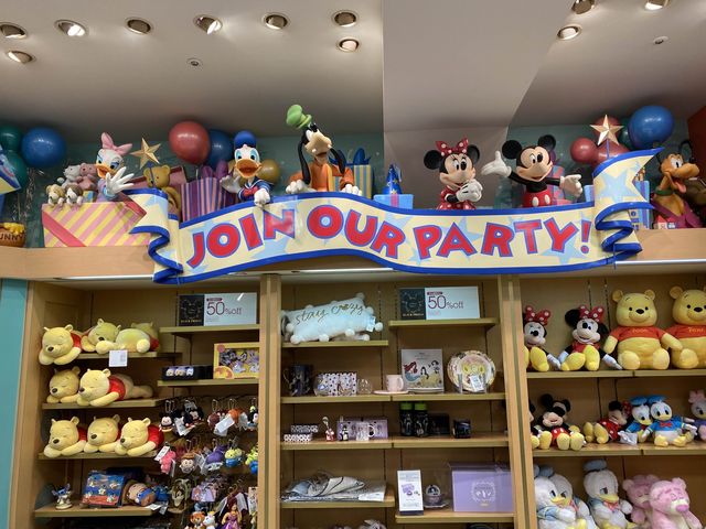 日本必到Disneystore