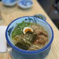 尖沙咀清新的柚子拉麵🍜