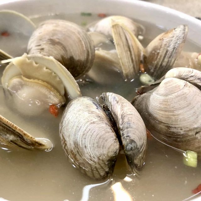 新鮮好吃的萬里蟹好滿足🦀