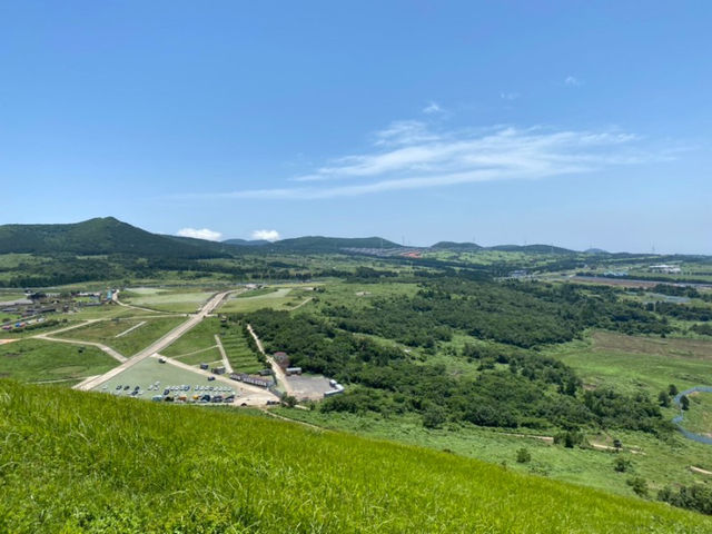 바다가 보이는 제주도 오름, 새별오름에서 인생샷 📸