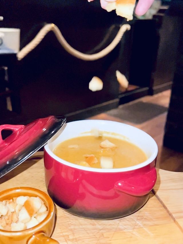 《坐上船🚢去趟法國🇫🇷，品嘗正宗法國菜》