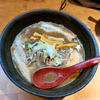 ゴマにこだわったラーメン専門店【らぁ麺 せさみ】⭐