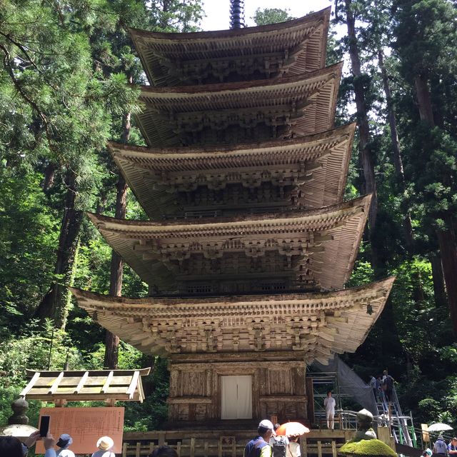 国宝羽黒山五重塔　暑い夏に行きたいスポット👍