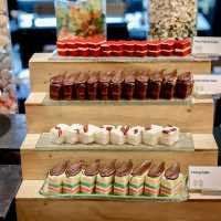 buffet at Zata cafe @Holiday inn Bangkok 