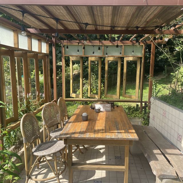 清幽小山上之民宿