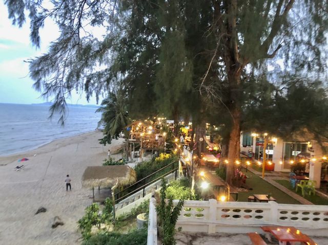 ที่พักติดทะเล ตลิ่งชัน โฮมสเตย์ จะนะ สงขลา 