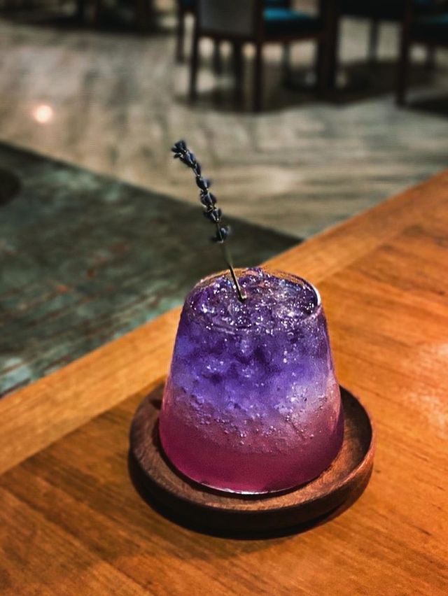 Mirage Bar & Restaurant｜摩登時尚Island Bar🌟情侶約會之選