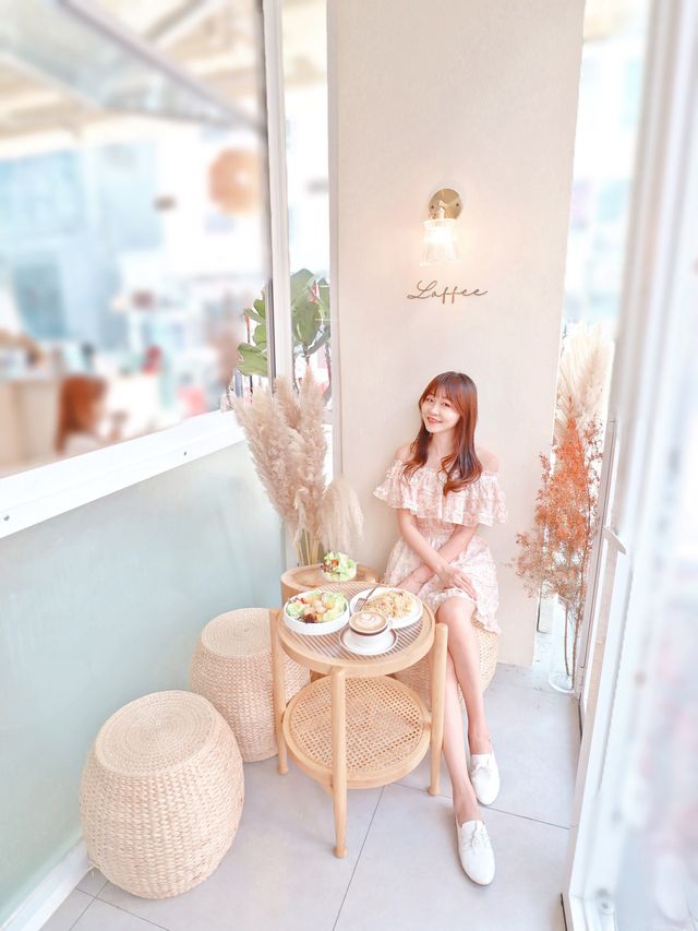 紅磡絕美奶油風打卡 Cafe  