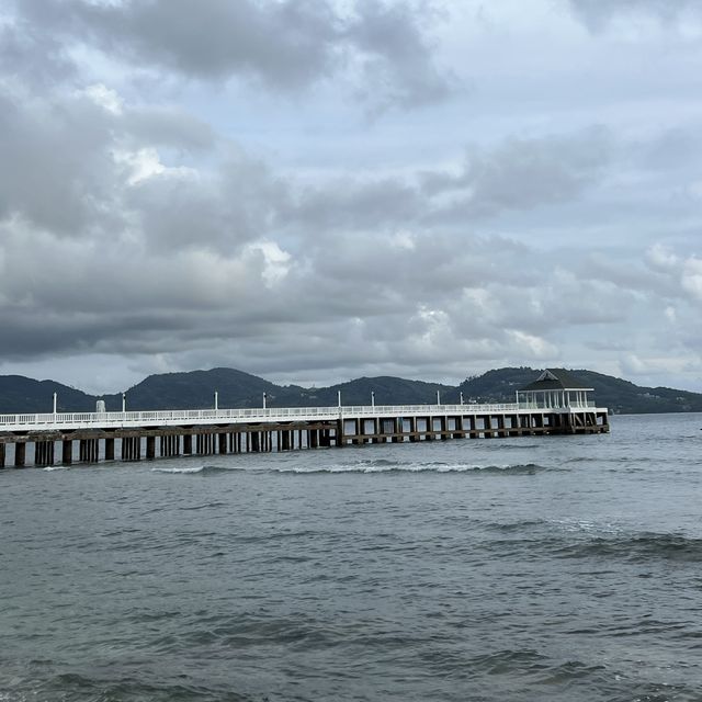 ถาวรบีชวิลเลจรีสอร์ท โรงแรมมีหาดส่วนตัว