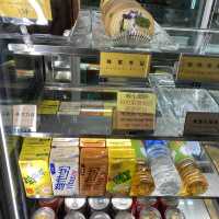 灣仔老字號餅店，七彩蜂蜜蛋卷 