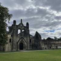 英國Leeds 一日遊 ~ Kirkstall Abbey 探索歷史遺跡