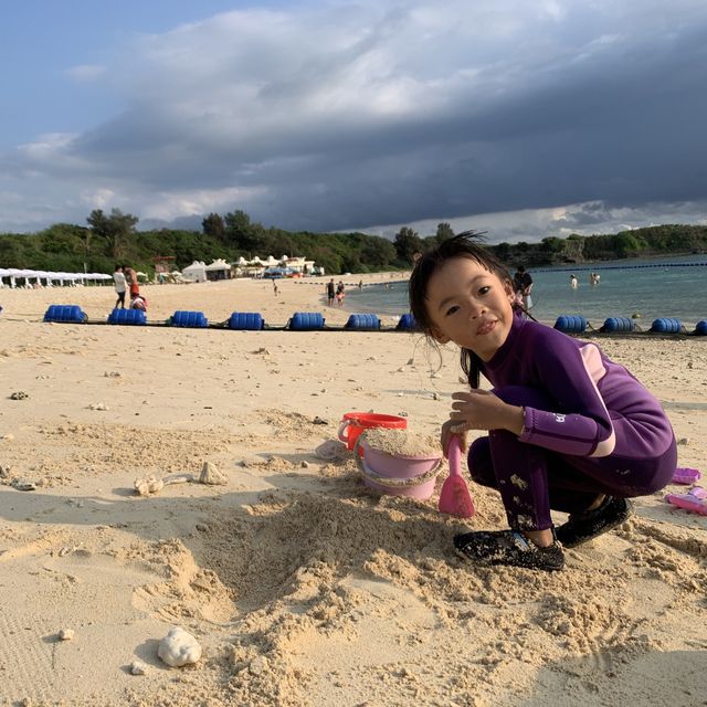 #水清沙幼超多魚沖繩沙灘🏖️ #當遇上潮退 #多魚到好似水族館咁
