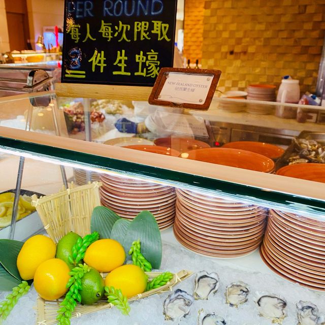 性價比高 - 有生蠔的自助午餐 - Cordis Hotel 康得思酒店