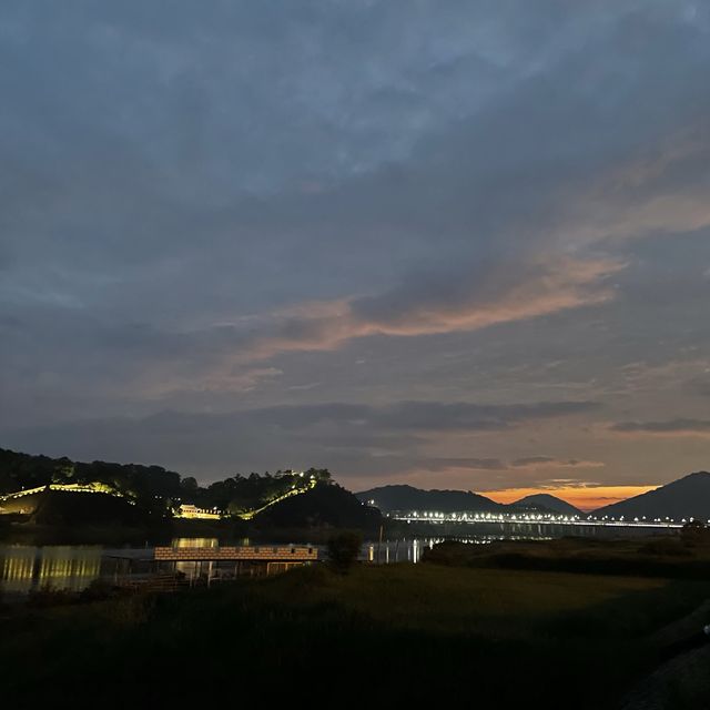 산책하기 좋은 금강신관공원