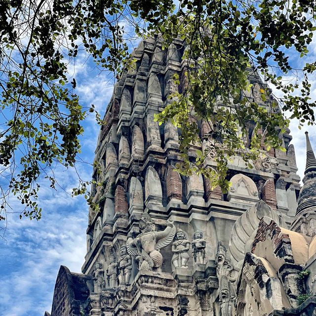 วักราชบูรณะ ความสวยงามที่เก่าแก่แห่งอโยธยา 