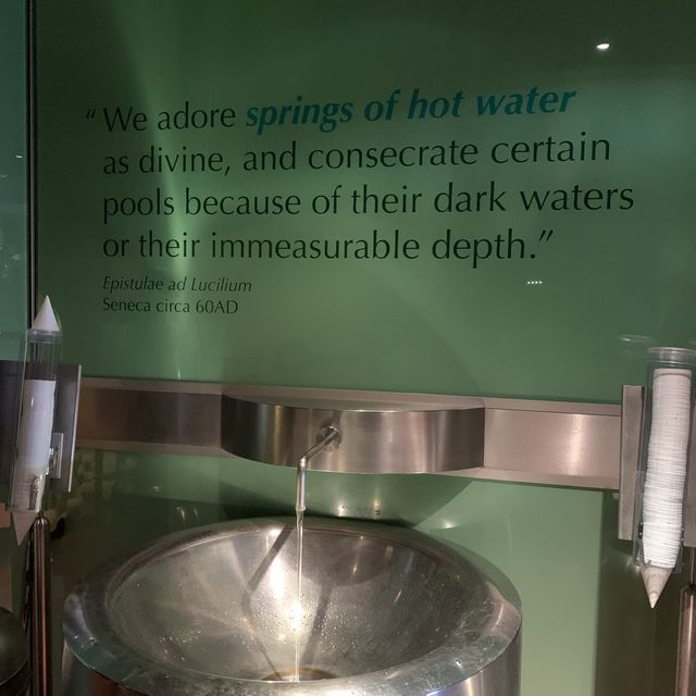 A glimpse of the well-reserved Roman Baths