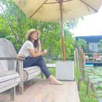 เพลิน Zaab Cafe ชิคๆ