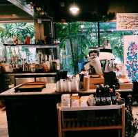 เถียงนา ร้านกาแฟกับขนมสุดปัง ที่ห้ามพลาด