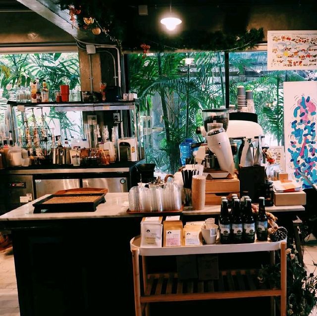 เถียงนา ร้านกาแฟกับขนมสุดปัง ที่ห้ามพลาด