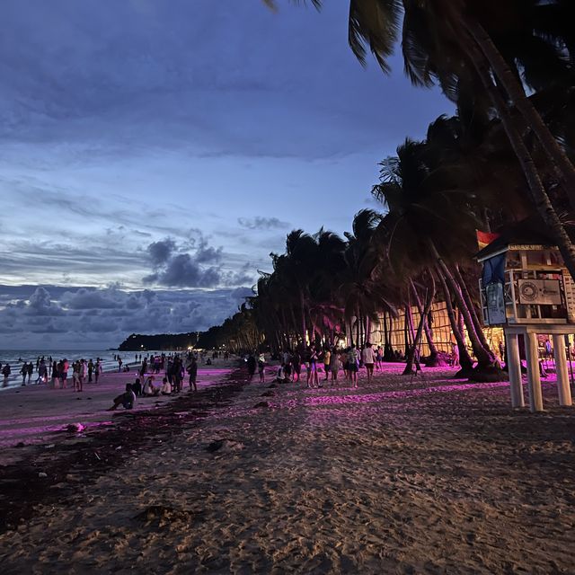 Most beutiful beach ( White Beach) Boracay