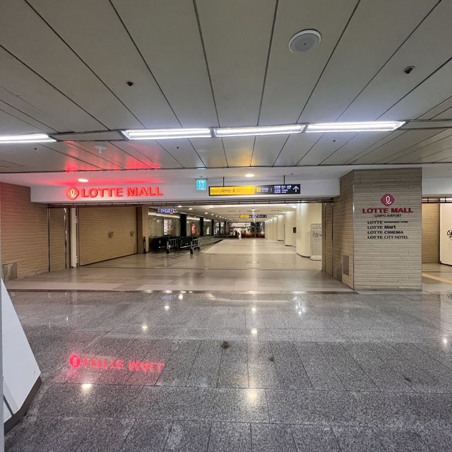 韓国/ソウル【金浦空港】ロッテモール内韓国のおもちゃ溢れるトイザらス🤖
