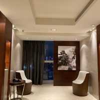 藝術與高尚風格融合的酒店 - 尖沙咀凱悅酒店