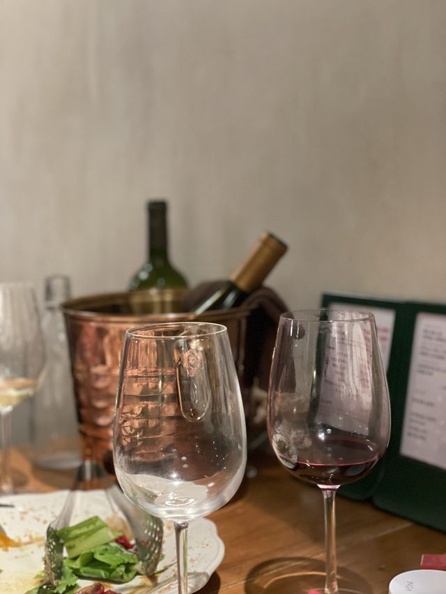 [페피스] 음식도 맛있는데 게다가 콜키지 프리 ! 🍷