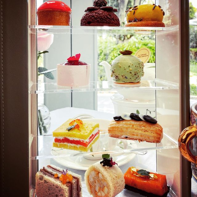 Afternoon tea ที่หรูหรา คุ้มค่าทุกบาทที่แท้ทรู