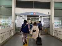 南国ムード漂う那覇空港